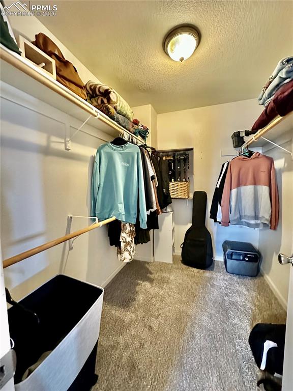 Image 12 of 30: Closet