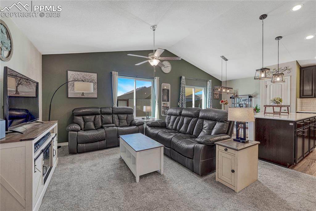 Image 9 of 50: Living Room