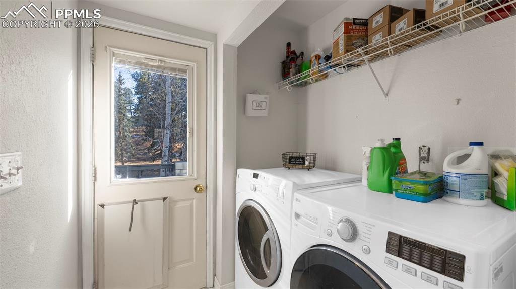 Image 15 of 39: Laundry