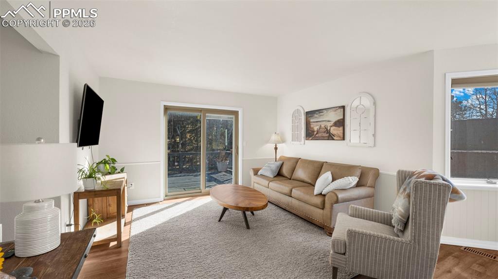 Image 7 of 39: Living Room