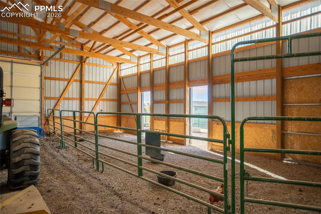 Image 39 of 50: Stable