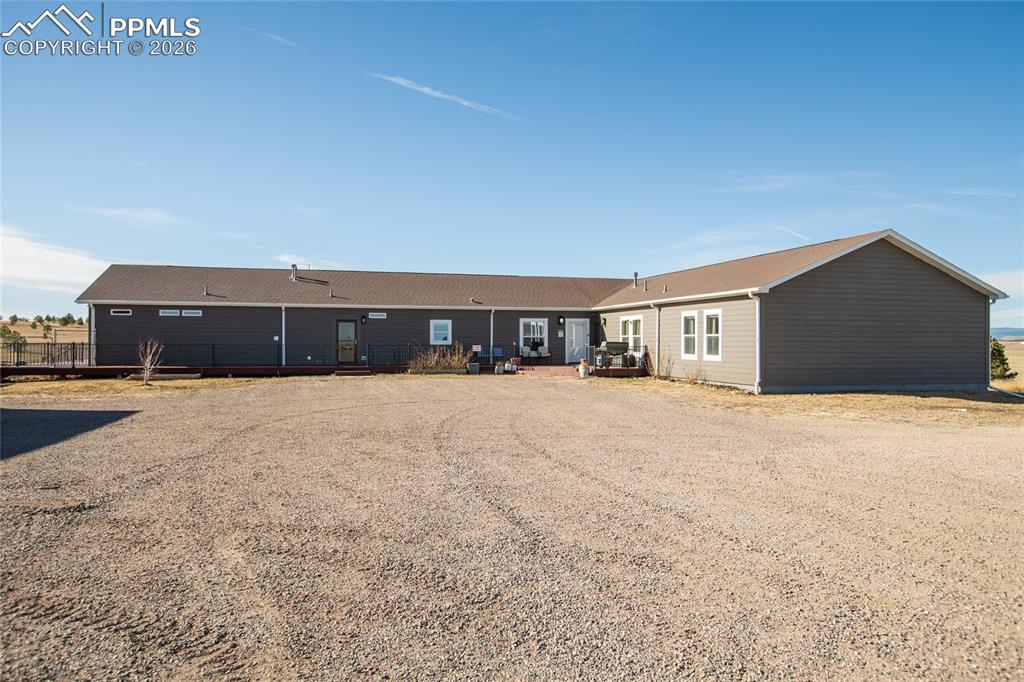 Image 41 of 50: Back of Structure