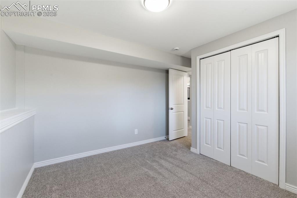 Image 24 of 37: Bedroom