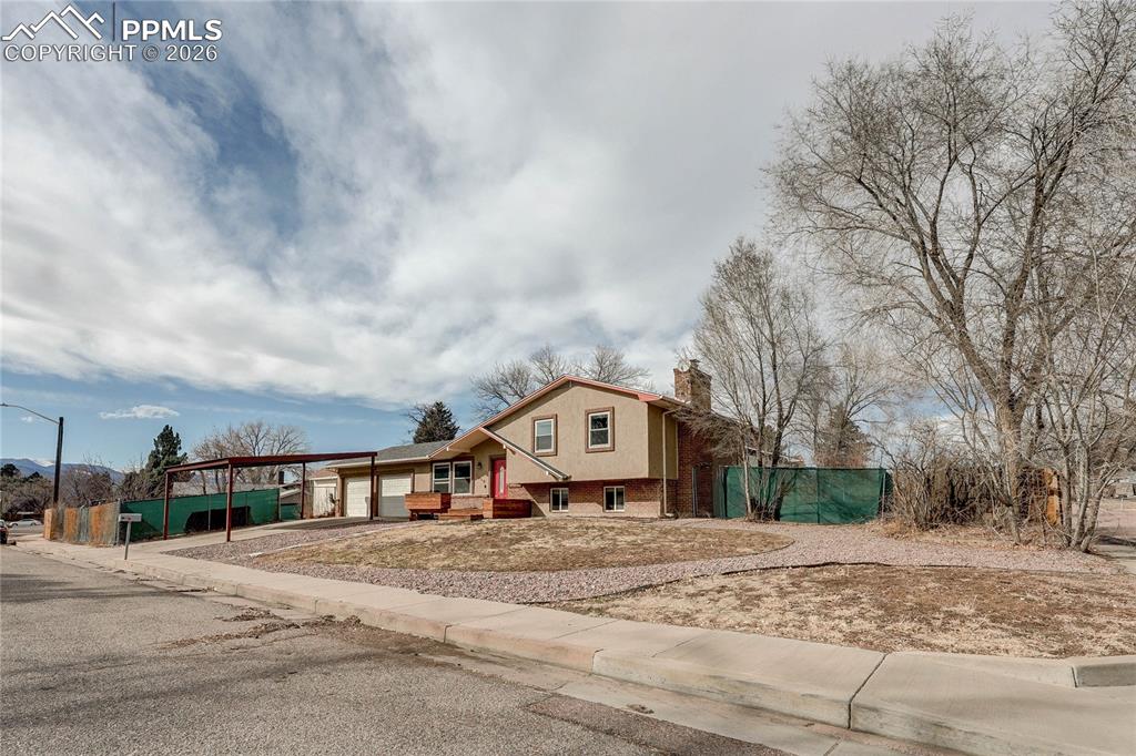 Image 3 of 26: Front of Structure