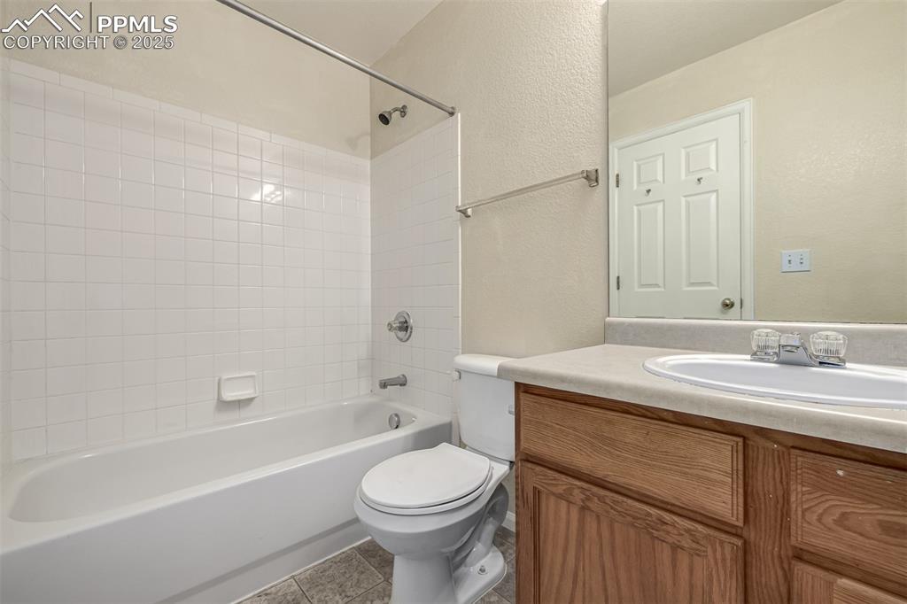 Image 21 of 26: Secondary Bathroom