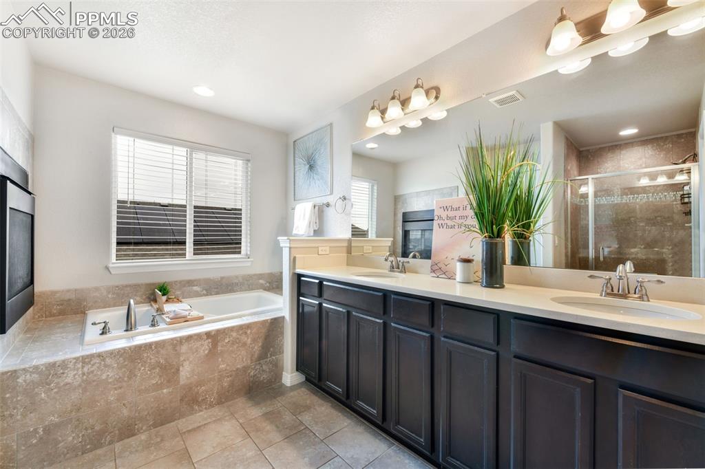 Image 25 of 50: No Description Available