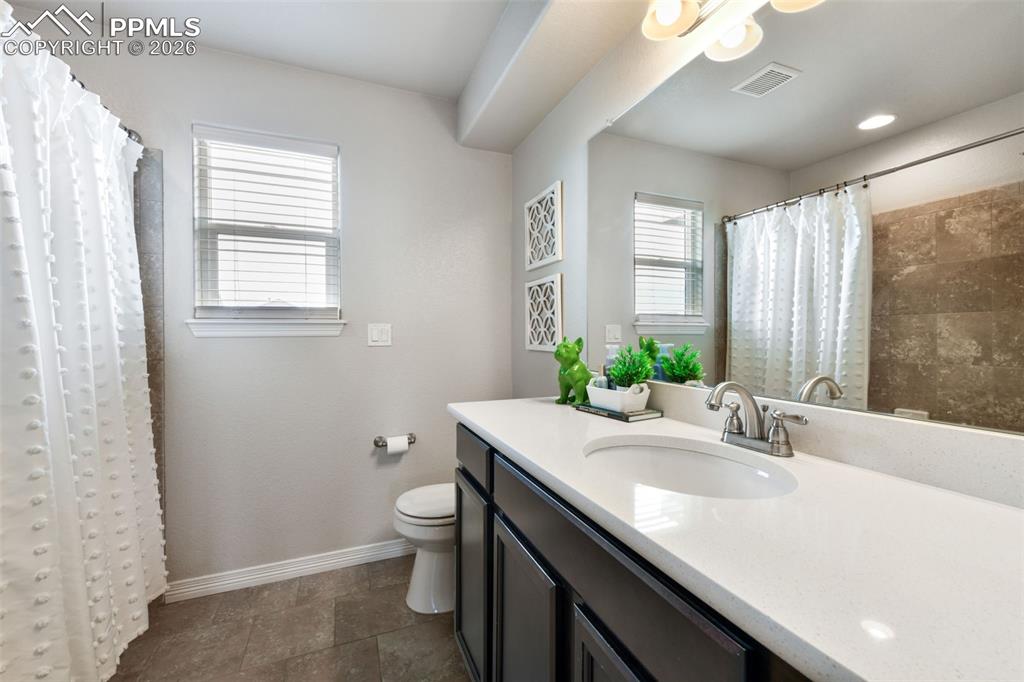 Image 28 of 50: No Description Available