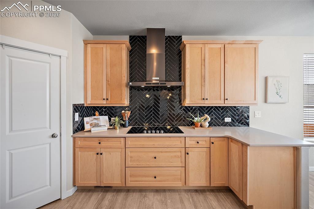 Image 2 of 50: Kitchen