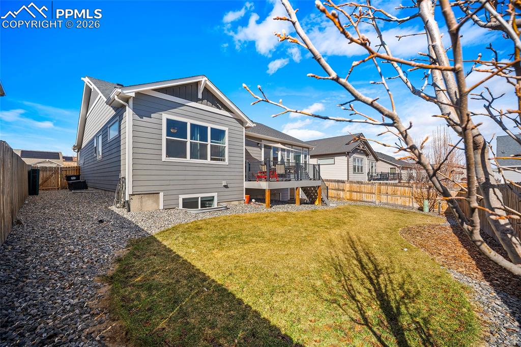 Image 39 of 50: Back of Structure