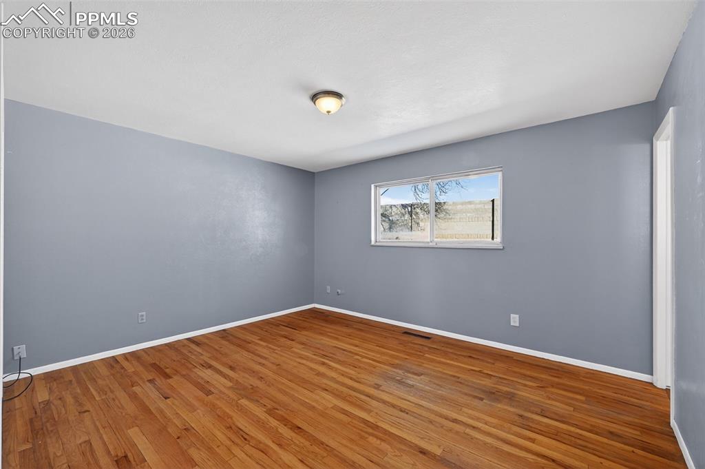 Image 11 of 44: Master Bedroom