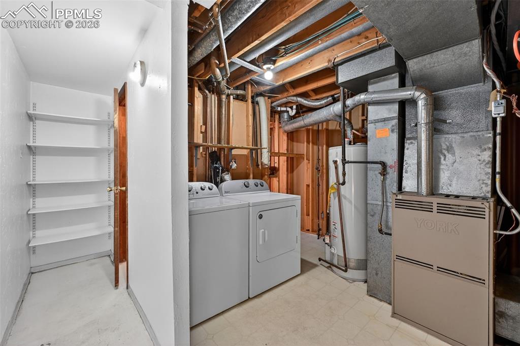 Image 18 of 44: Laundry