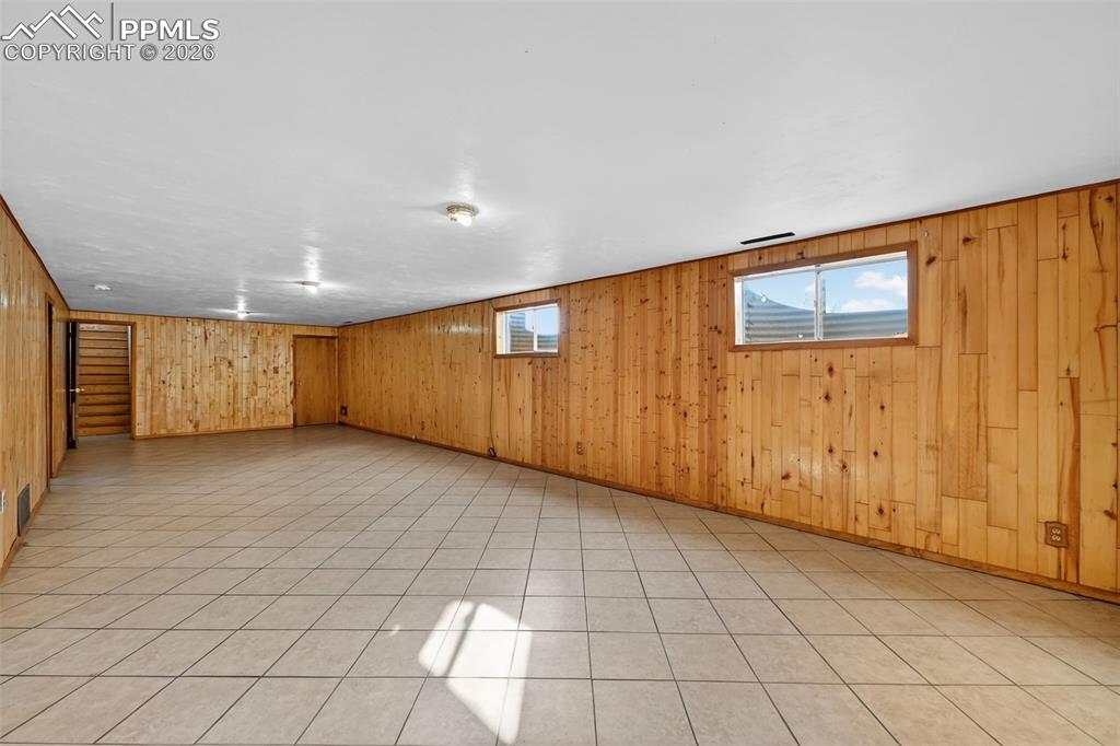 Image 34 of 44: Basement