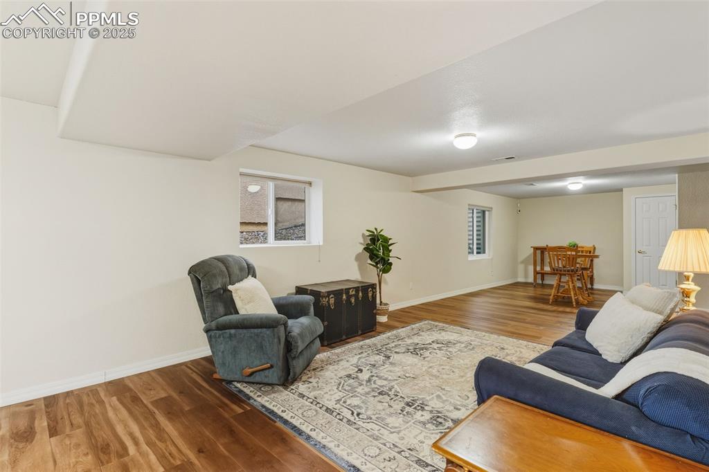 Image 30 of 47: Living Room