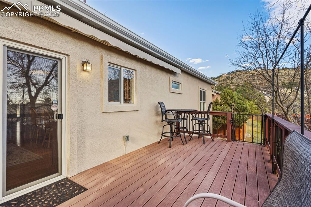 Image 44 of 47: Deck