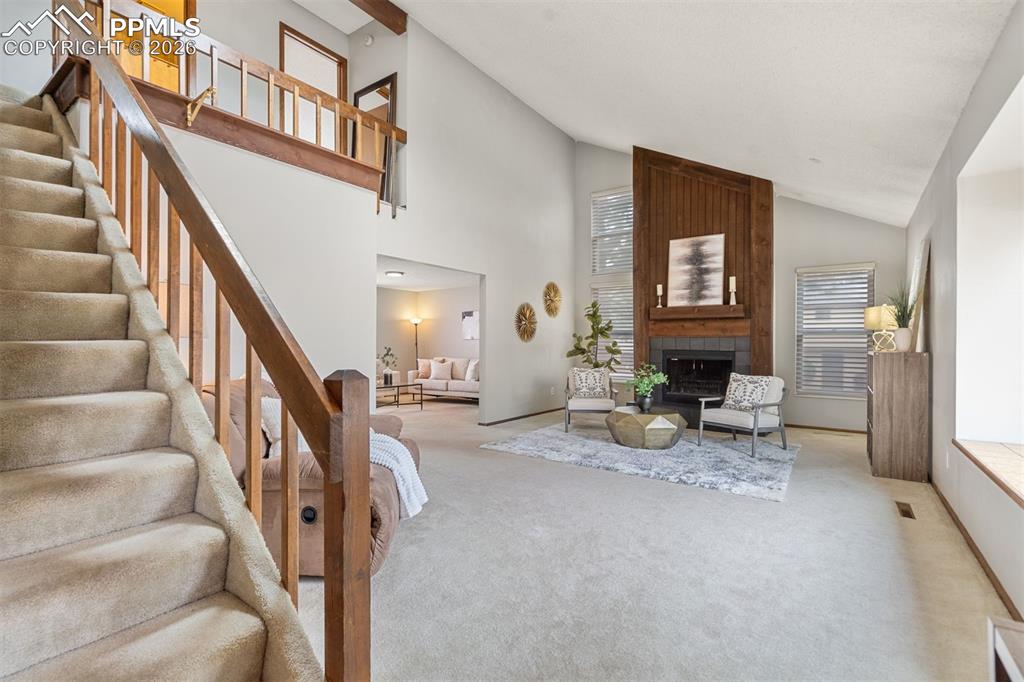 Image 12 of 41: Living Room