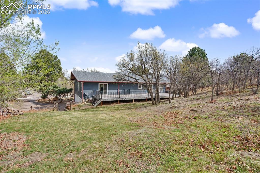 Image 27 of 35: Back of Structure