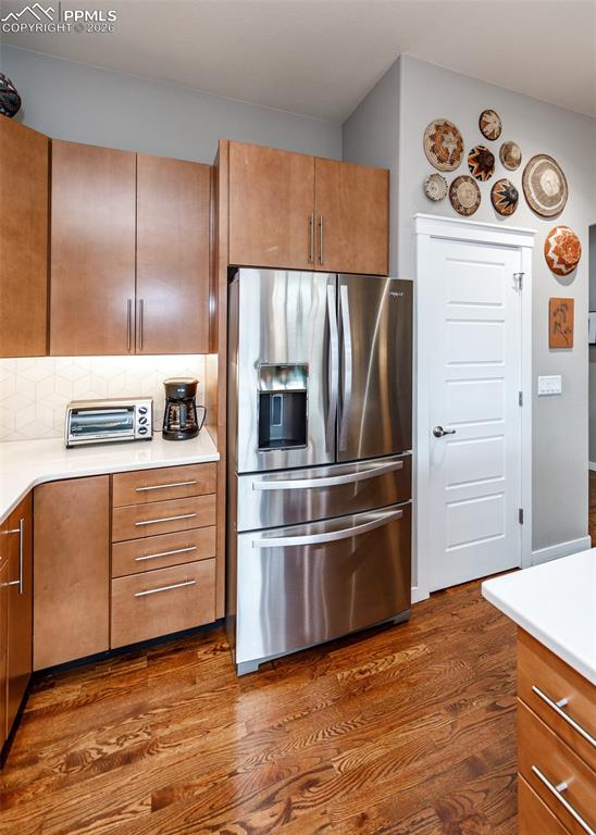 Image 15 of 50: Kitchen