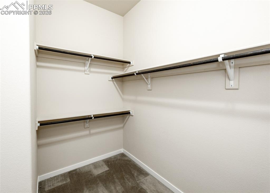 Image 30 of 50: Closet