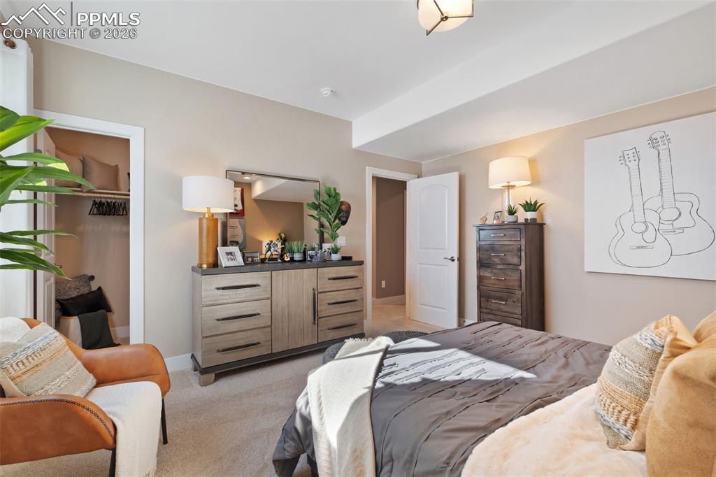 Image 46 of 50: Bedroom