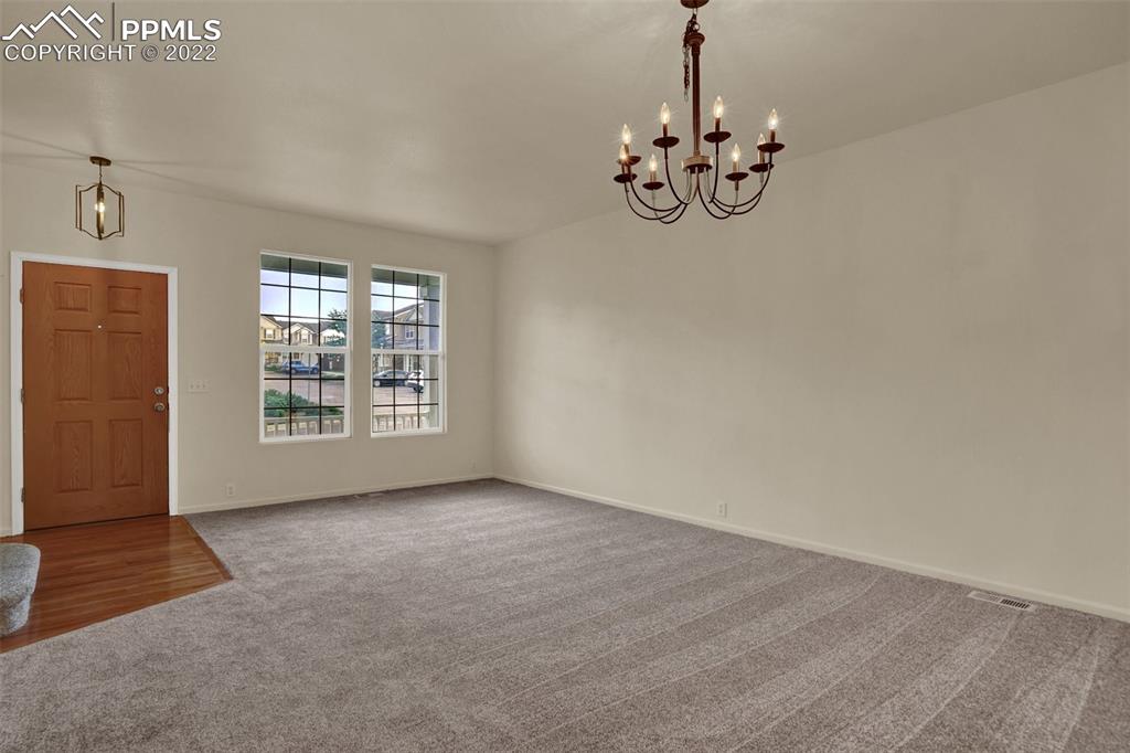 Listing 5788356, Image 10 of 24