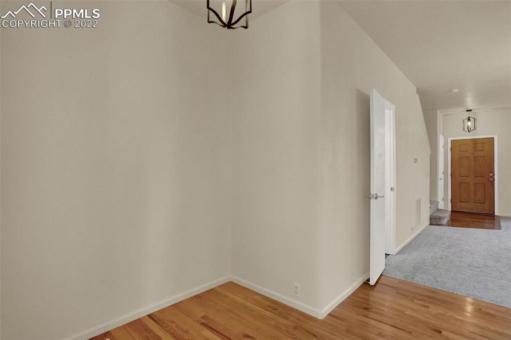 Listing 5788356, Image 13 of 24