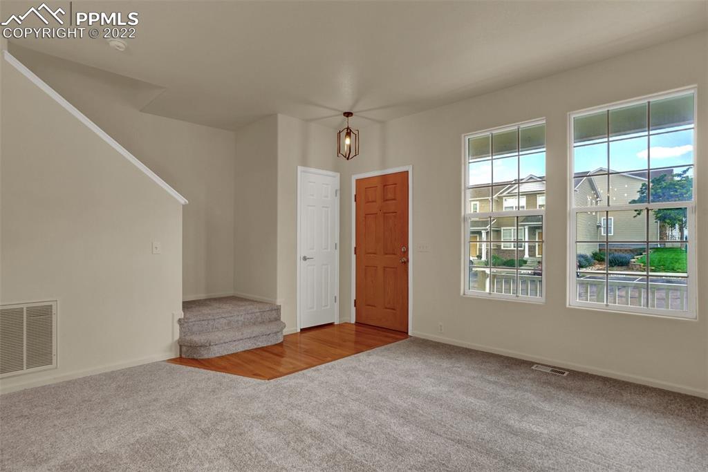 Listing 5788356, Image 8 of 24