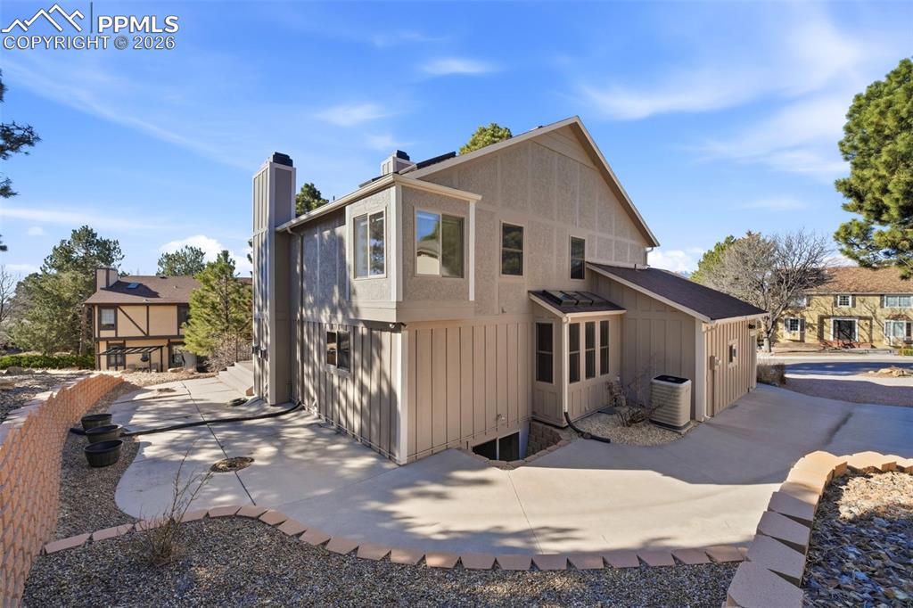 Image 47 of 50: Side of Structure