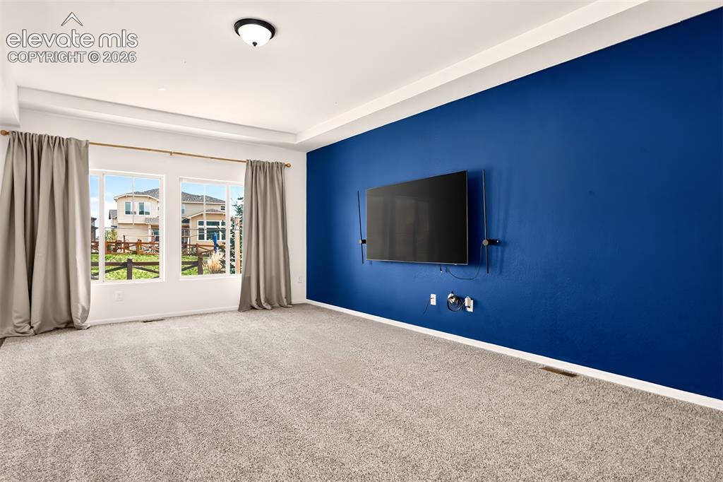 Image 10 of 49: Living Room