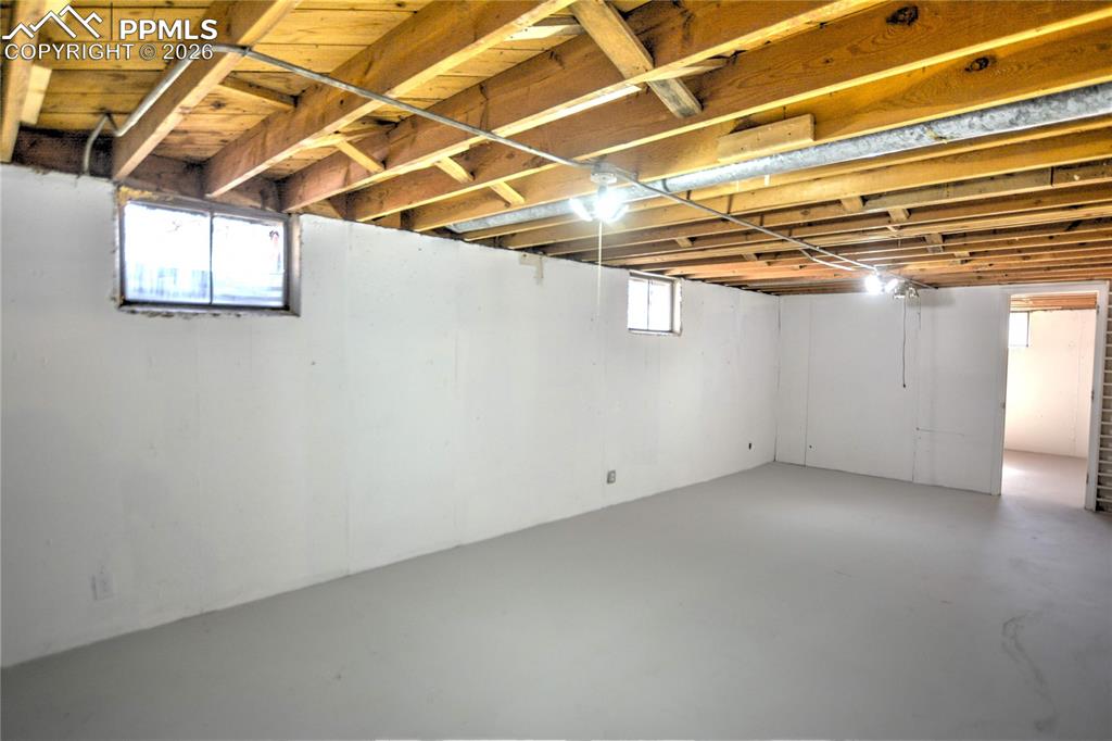 Image 30 of 33: Basement