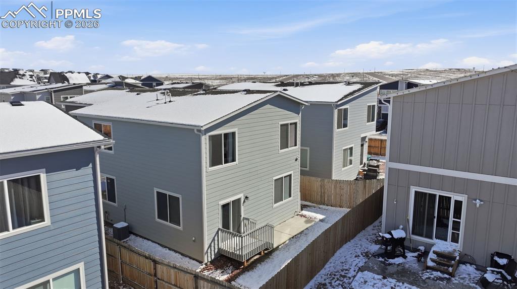 Image 6 of 33: Back of Structure