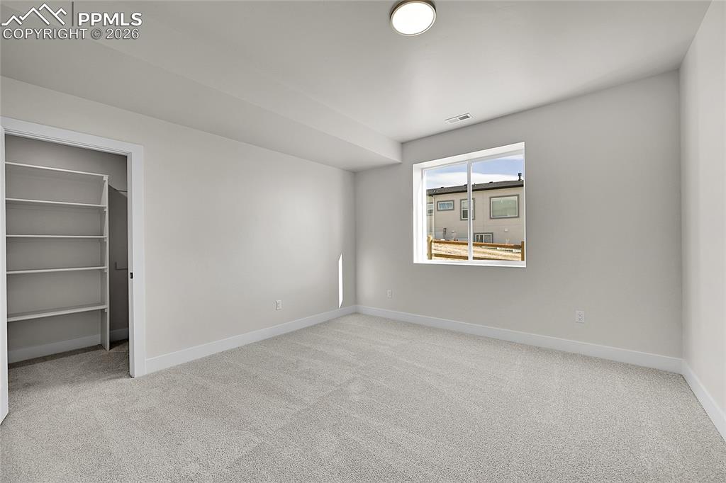 Image 33 of 46: Bedroom