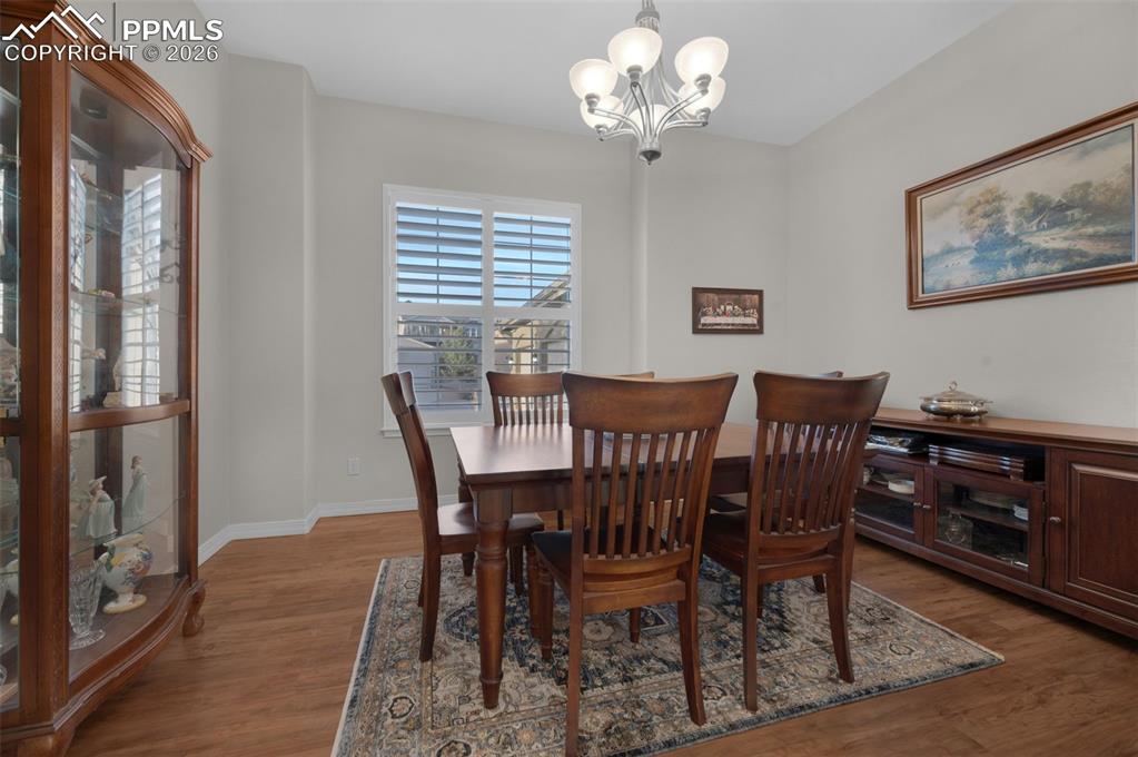 Image 21 of 50: Private Dining Room