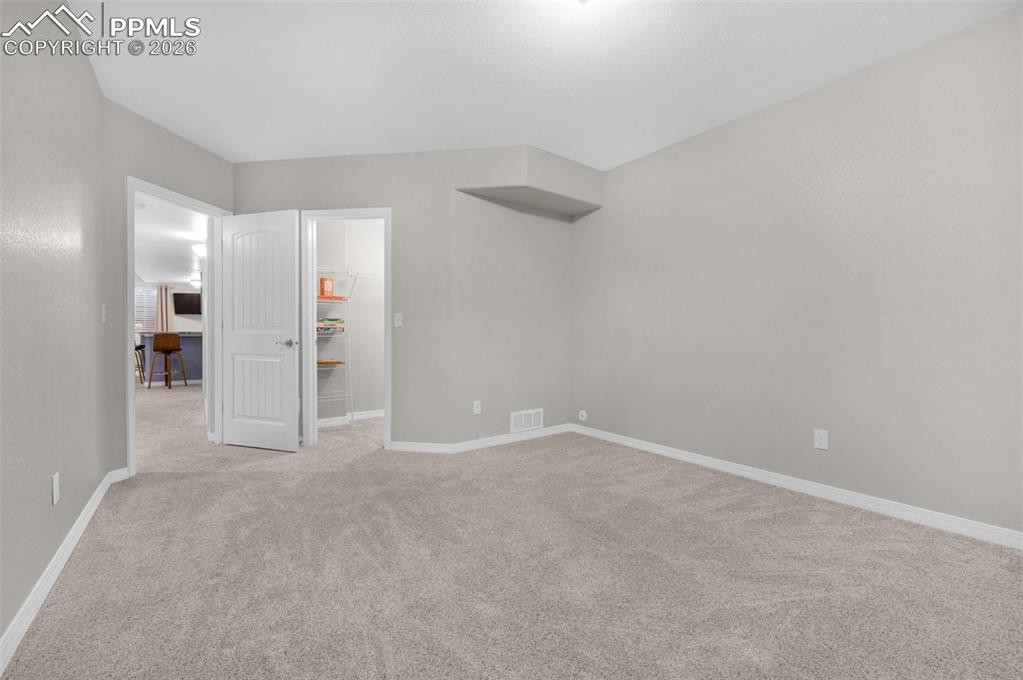 Image 39 of 50: Basement bedroom #4