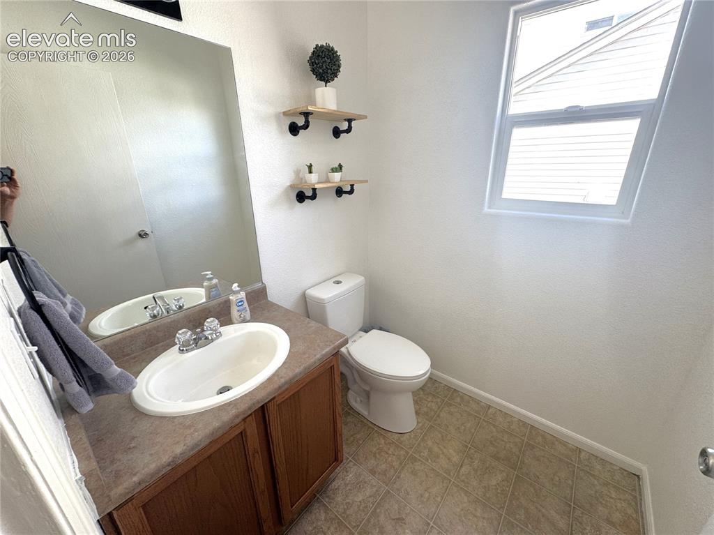 Image 29 of 40: Bathroom