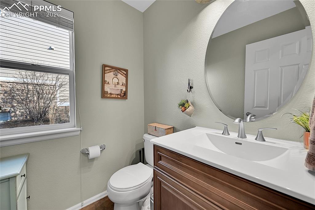 Image 13 of 44: Bathroom