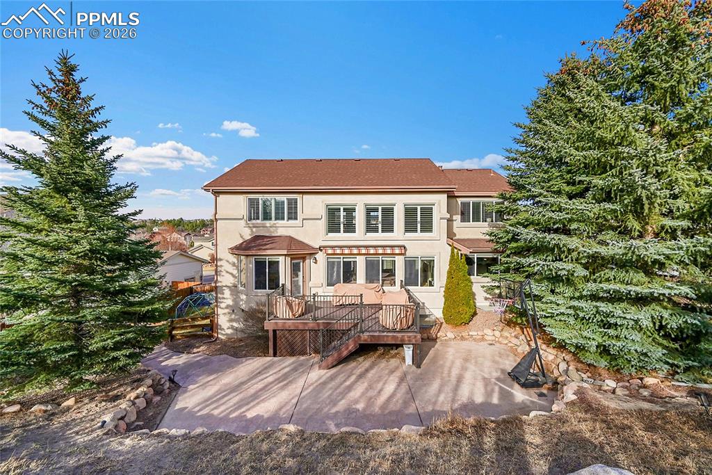 Image 32 of 44: Back of Structure