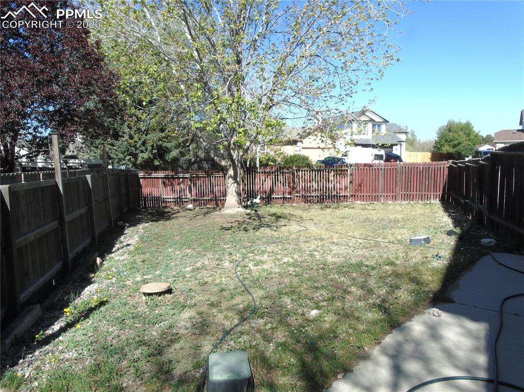Image 47 of 47: Yard
