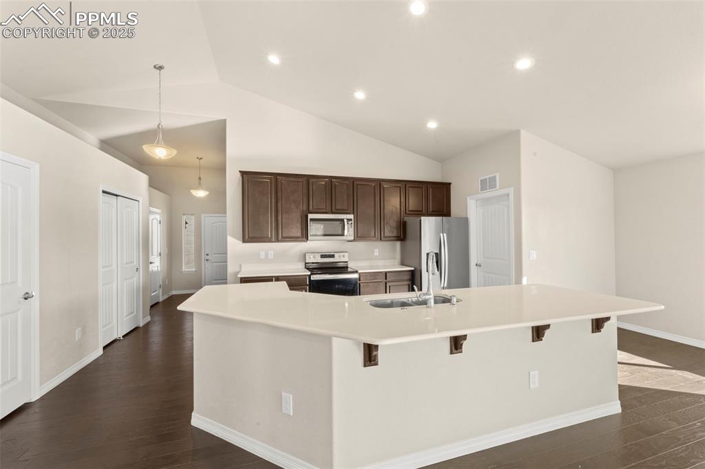 Image 12 of 39: Meal prep or midnight snacks, this kitchen has you covered.