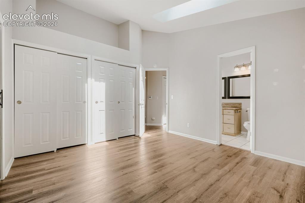 Image 18 of 31: Family Room