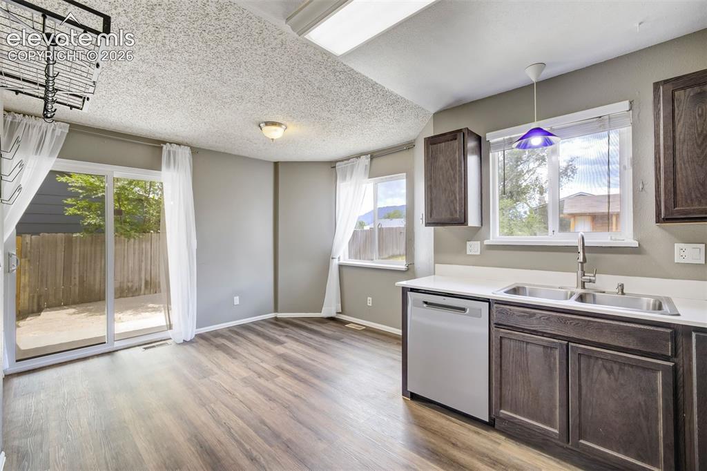 Image 12 of 49: Kitchen
