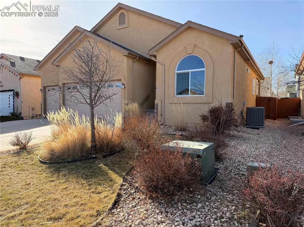 Image 3 of 50: Front of Structure