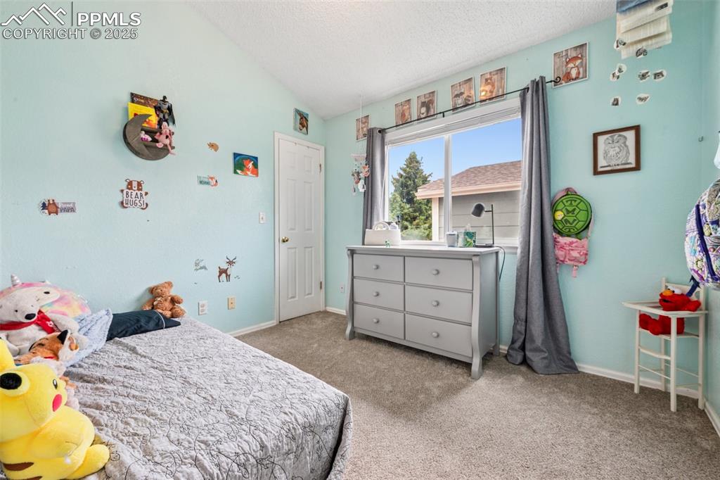 Image 20 of 28: Bedroom