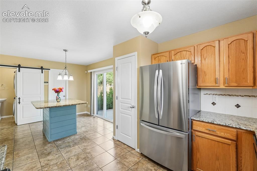 Image 11 of 37: Kitchen