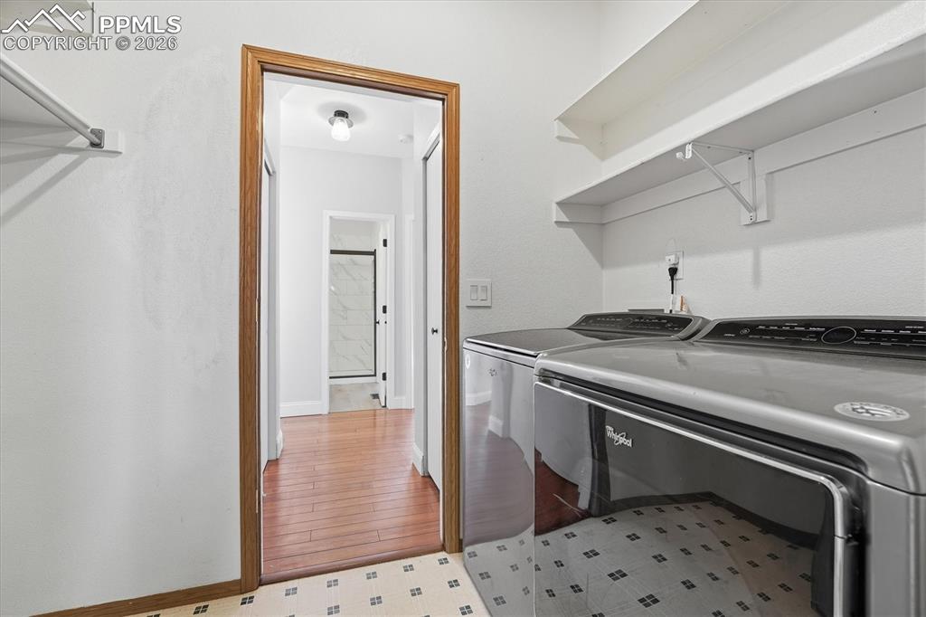 Image 22 of 49: Laundry