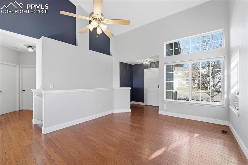 Image 6 of 49: Living Room