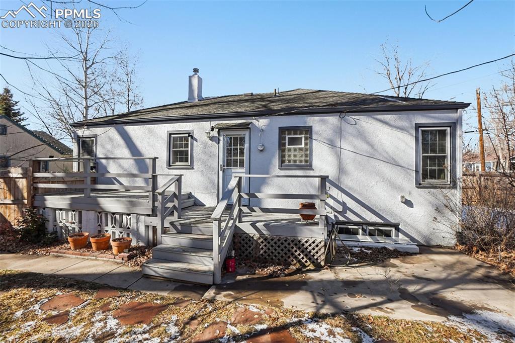 Image 37 of 48: Back of home