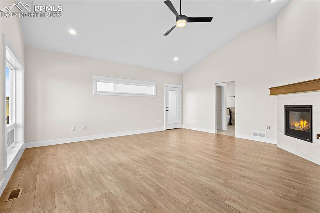 Image 10 of 20: Master Bedroom