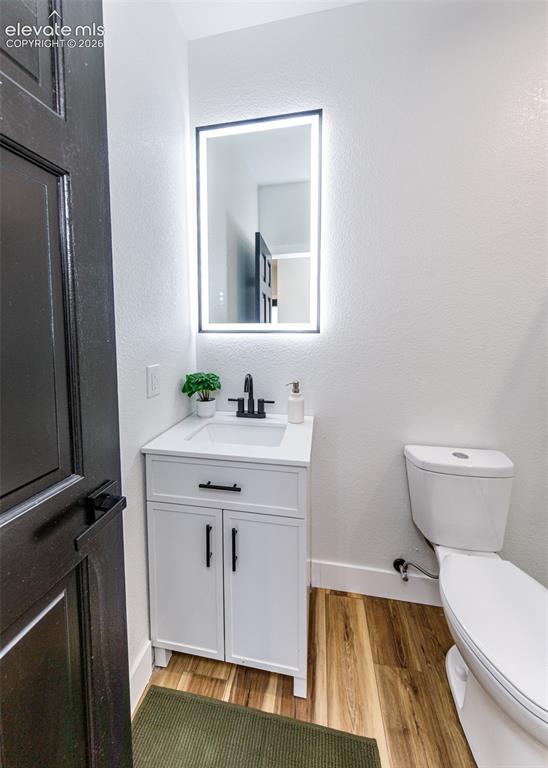 Image 20 of 46: Bathroom