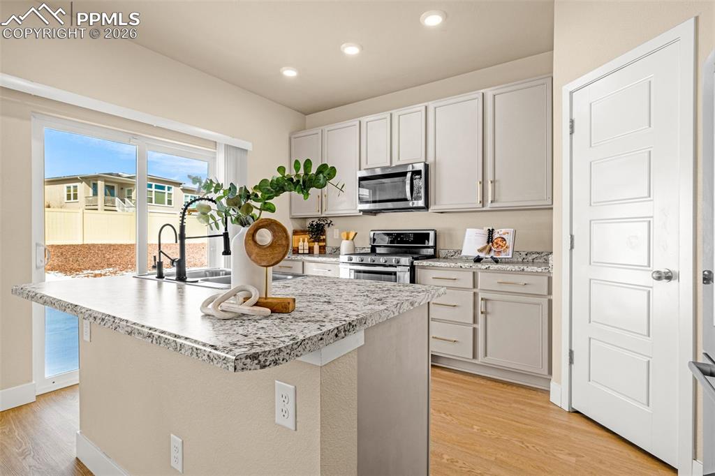 Image 8 of 46: Kitchen