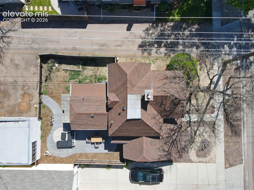 Image 25 of 32: Aerial perspective.